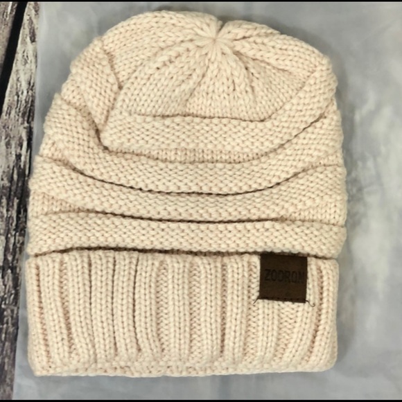 NEW 2 Stretch Knit Beanie Hats - Picture 4 of 8